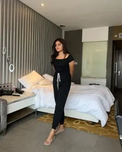 Call Girls Sasni Cash On Delivery