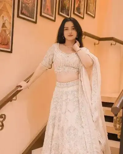 Escort Sasni